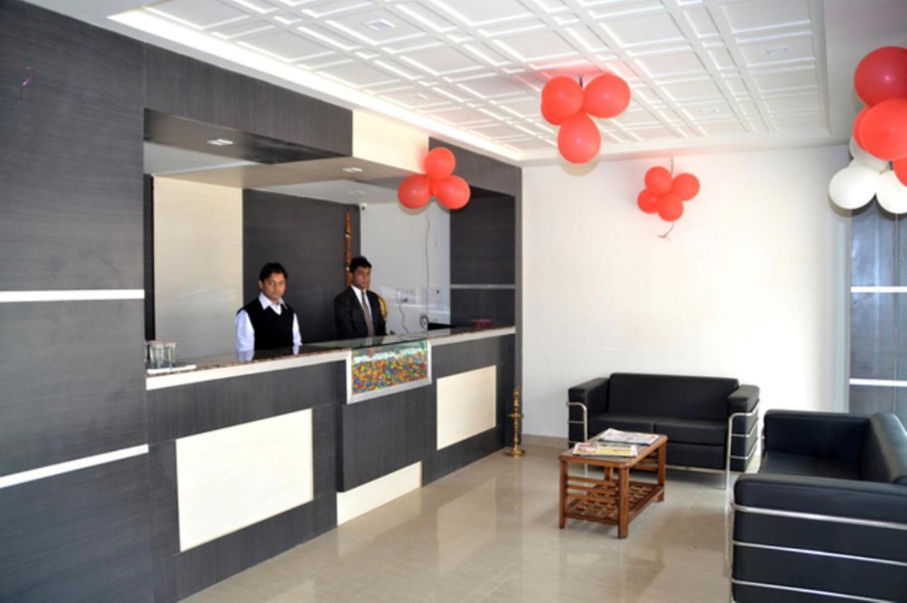 Hotel Radiance 瓜廖尔 外观 照片